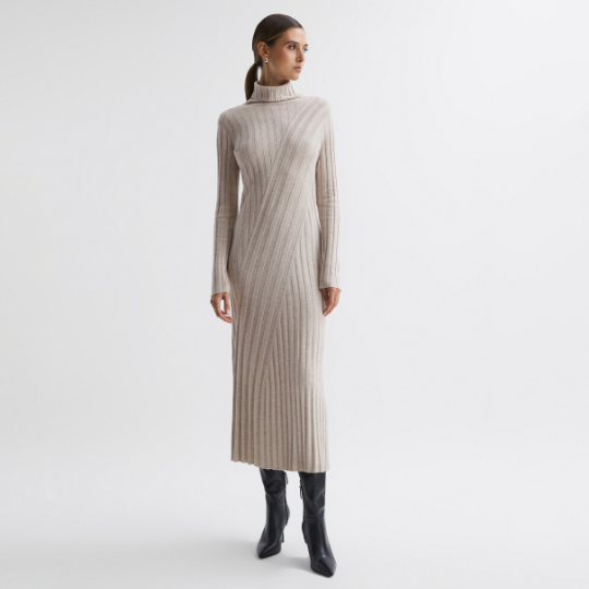 KNITTED DRESSSES